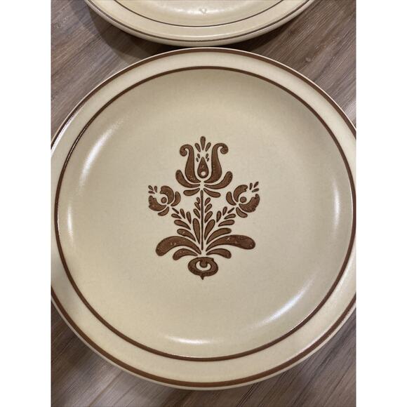 Pfaltzgraff Village Set Of 2 Dinner Plates 10" Vintage - Picture 2 of 8